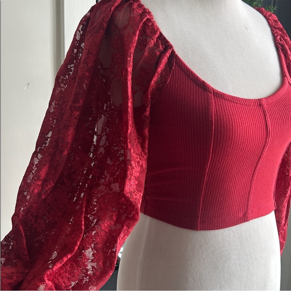Urban Outfitters M Red Lace Detail stretchy crop Top with long sleeves - Picture 4 of 8